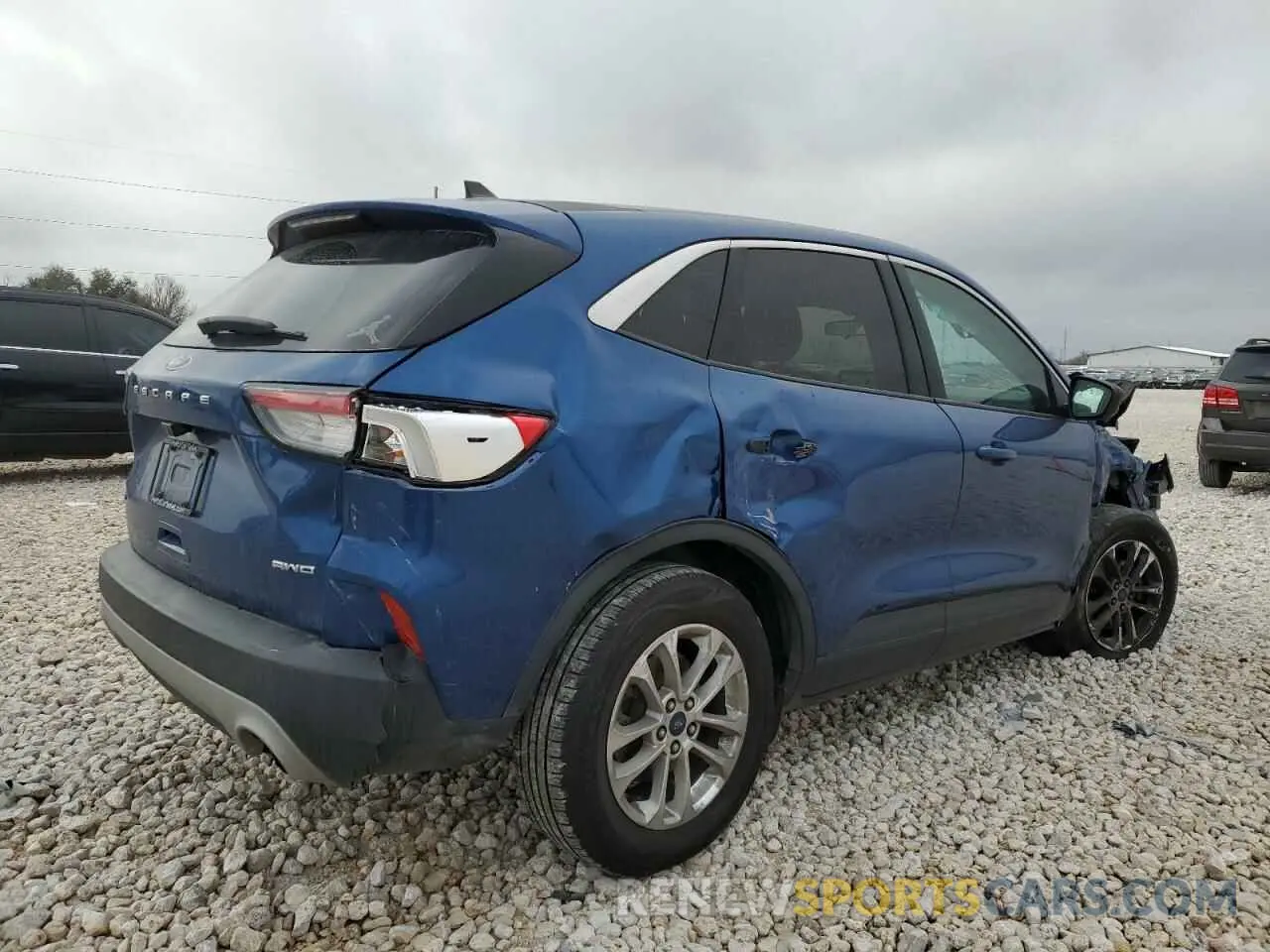 3 fotografías del automóvil dañado 1FMCU9G60NUA69749 FORD ESCAPE 2022