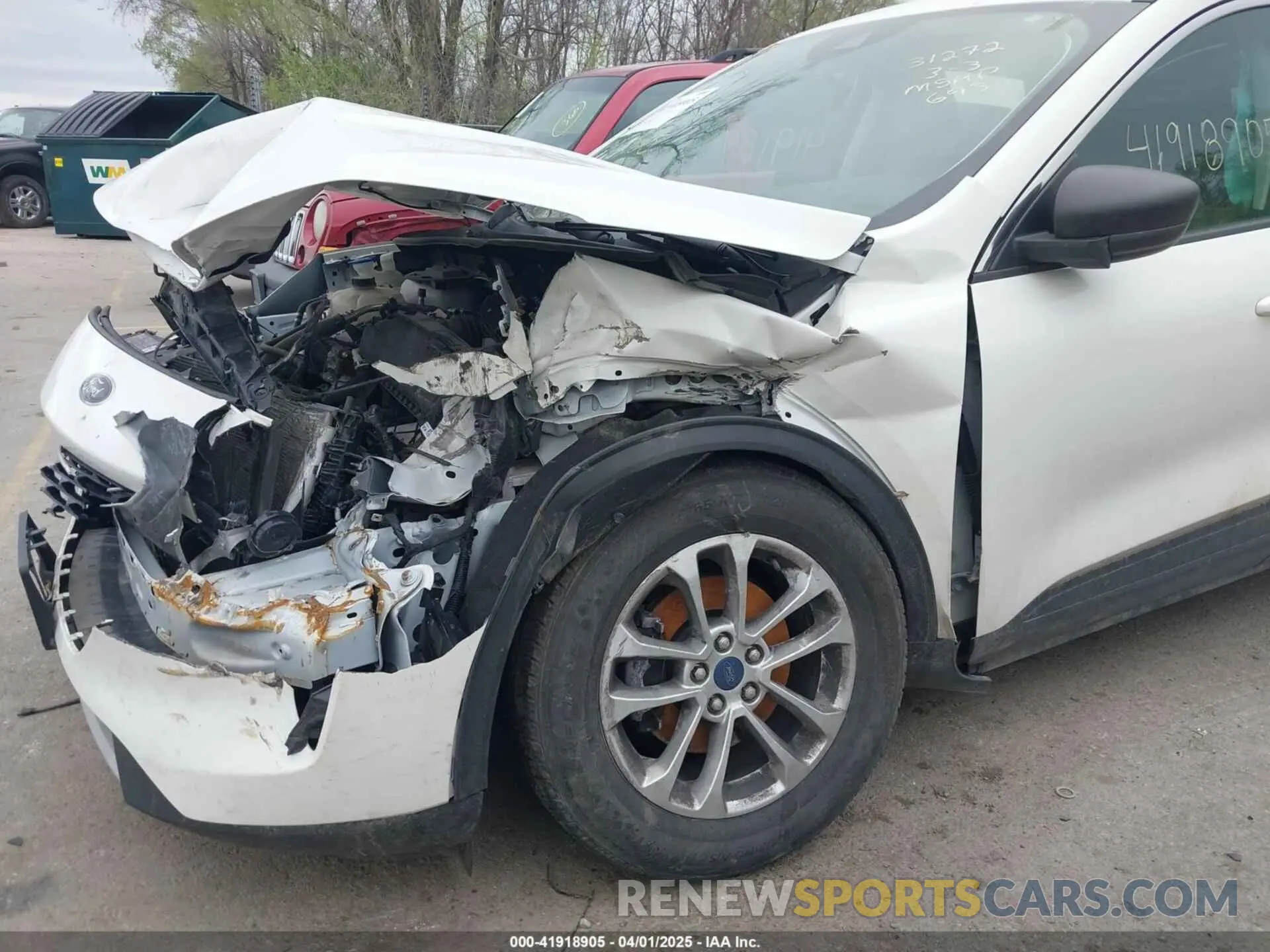16 fotografías del automóvil dañado 1FMCU9G61NUA61028 FORD ESCAPE 2022