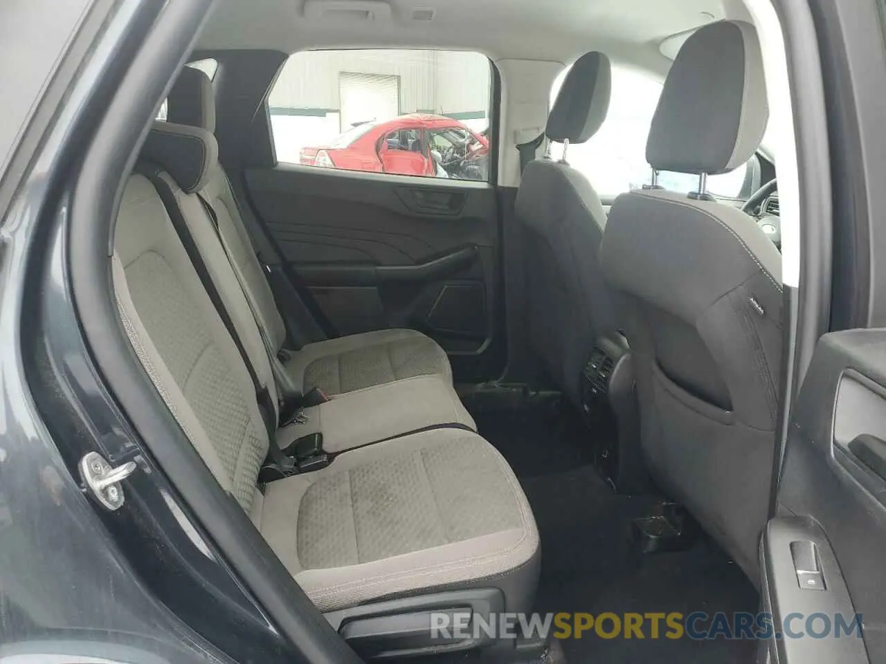 11 fotografías del automóvil dañado 1FMCU9G61NUA81330 FORD ESCAPE 2022