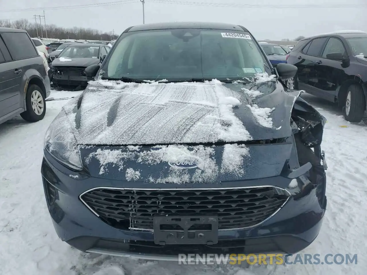 5 fotografías del automóvil dañado 1FMCU9G61NUA81330 FORD ESCAPE 2022