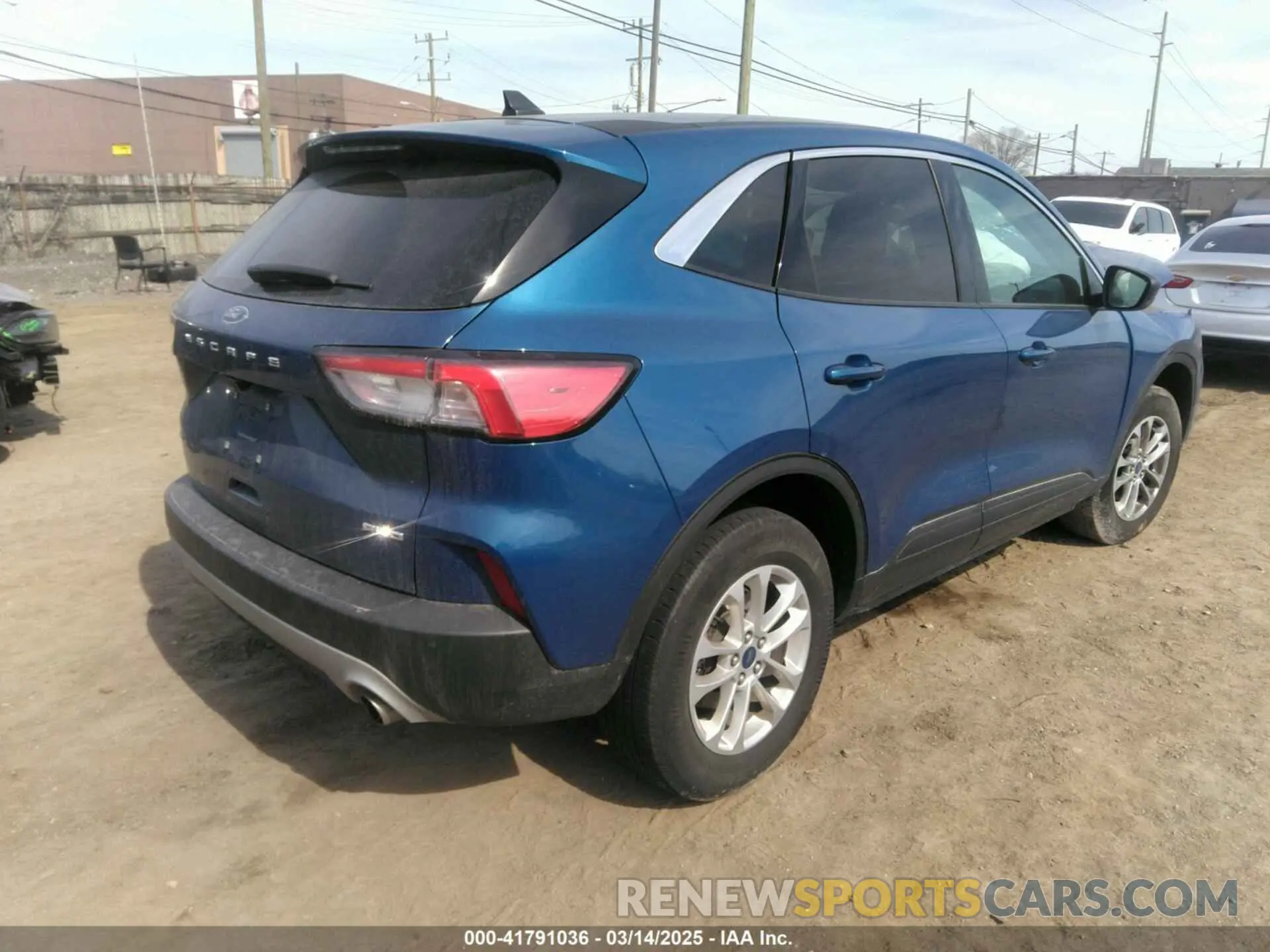 4 fotografías del automóvil dañado 1FMCU9G61NUA91016 FORD ESCAPE 2022