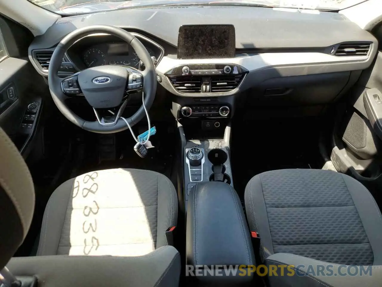 8 fotografías del automóvil dañado 1FMCU9G61NUB22605 FORD ESCAPE 2022