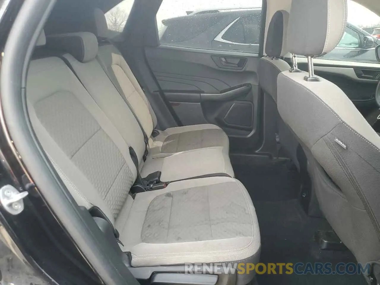 11 fotografías del automóvil dañado 1FMCU9G61NUB69147 FORD ESCAPE 2022