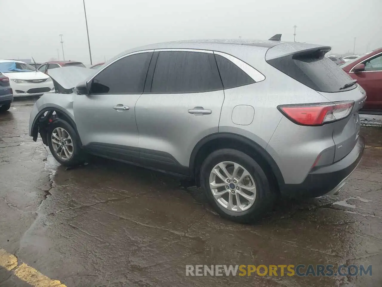 2 fotografías del automóvil dañado 1FMCU9G61NUC02650 FORD ESCAPE 2022