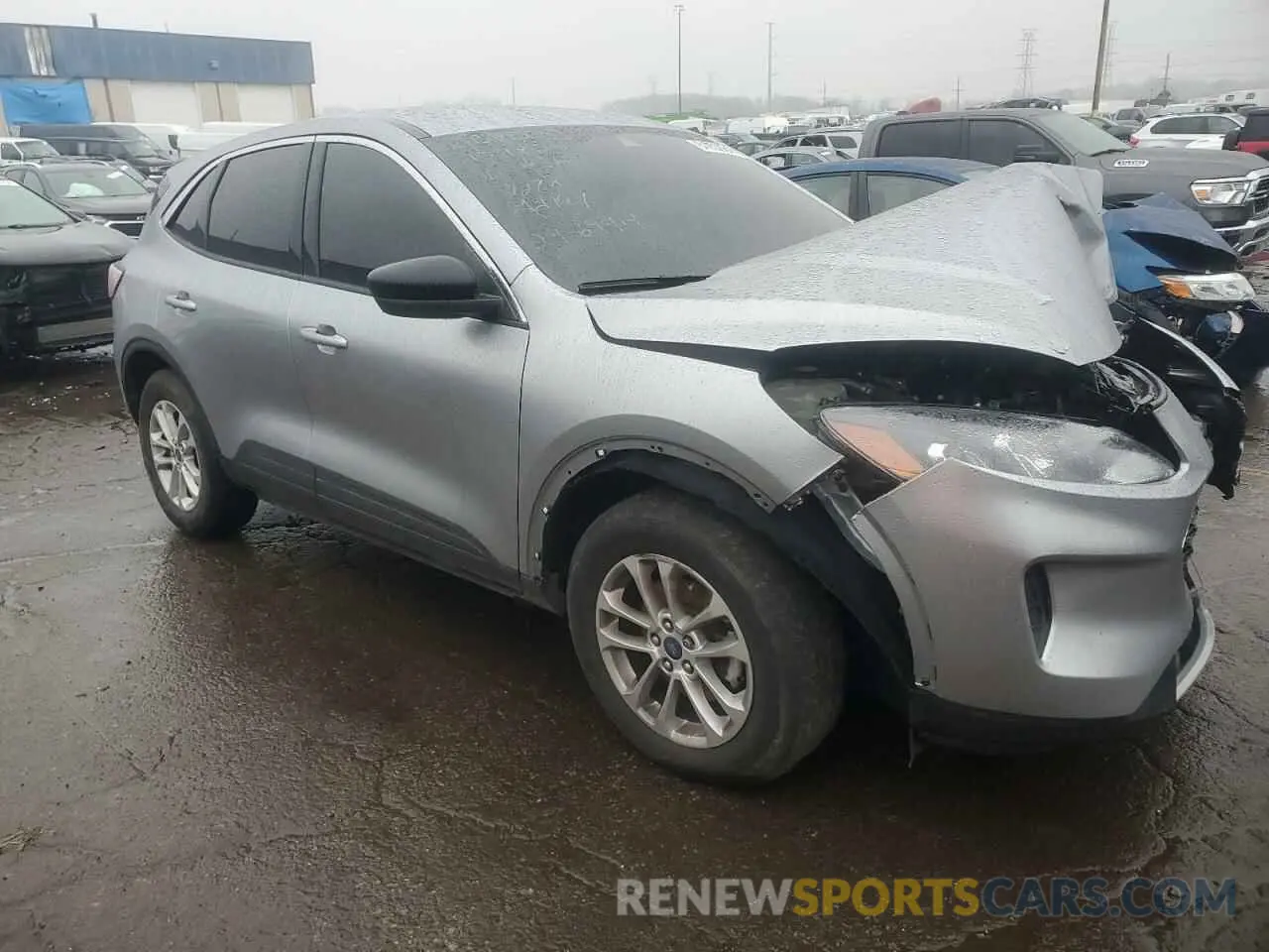 4 fotografías del automóvil dañado 1FMCU9G61NUC02650 FORD ESCAPE 2022