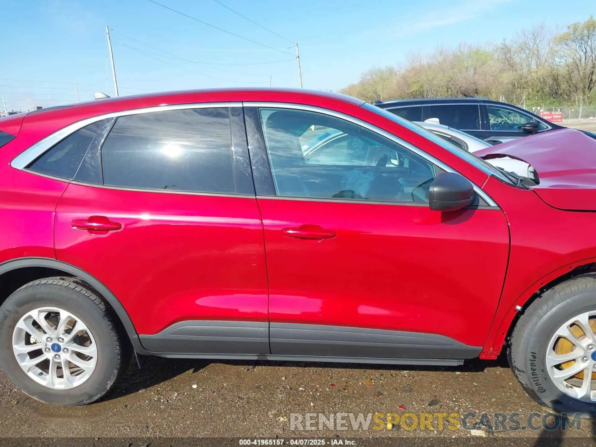14 fotografías del automóvil dañado 1FMCU9G63NUB59896 FORD ESCAPE 2022