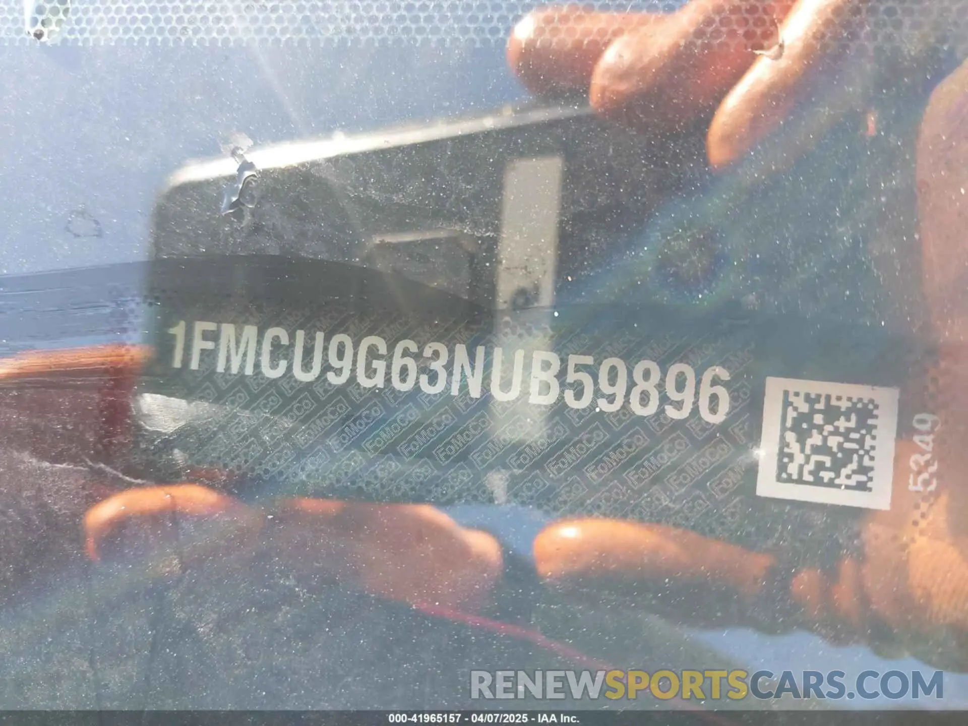 9 fotografías del automóvil dañado 1FMCU9G63NUB59896 FORD ESCAPE 2022