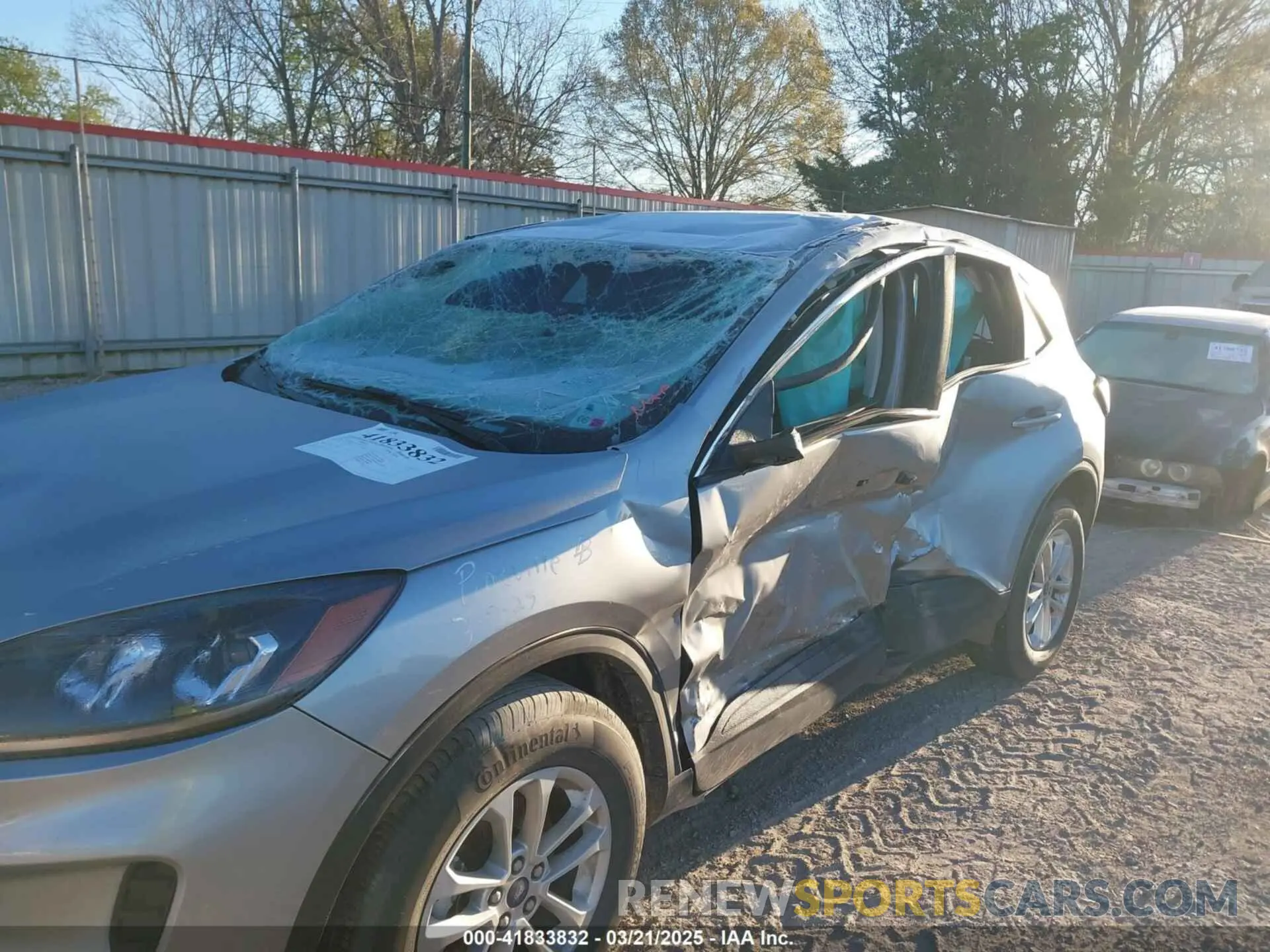 6 fotografías del automóvil dañado 1FMCU9G63NUC03637 FORD ESCAPE 2022