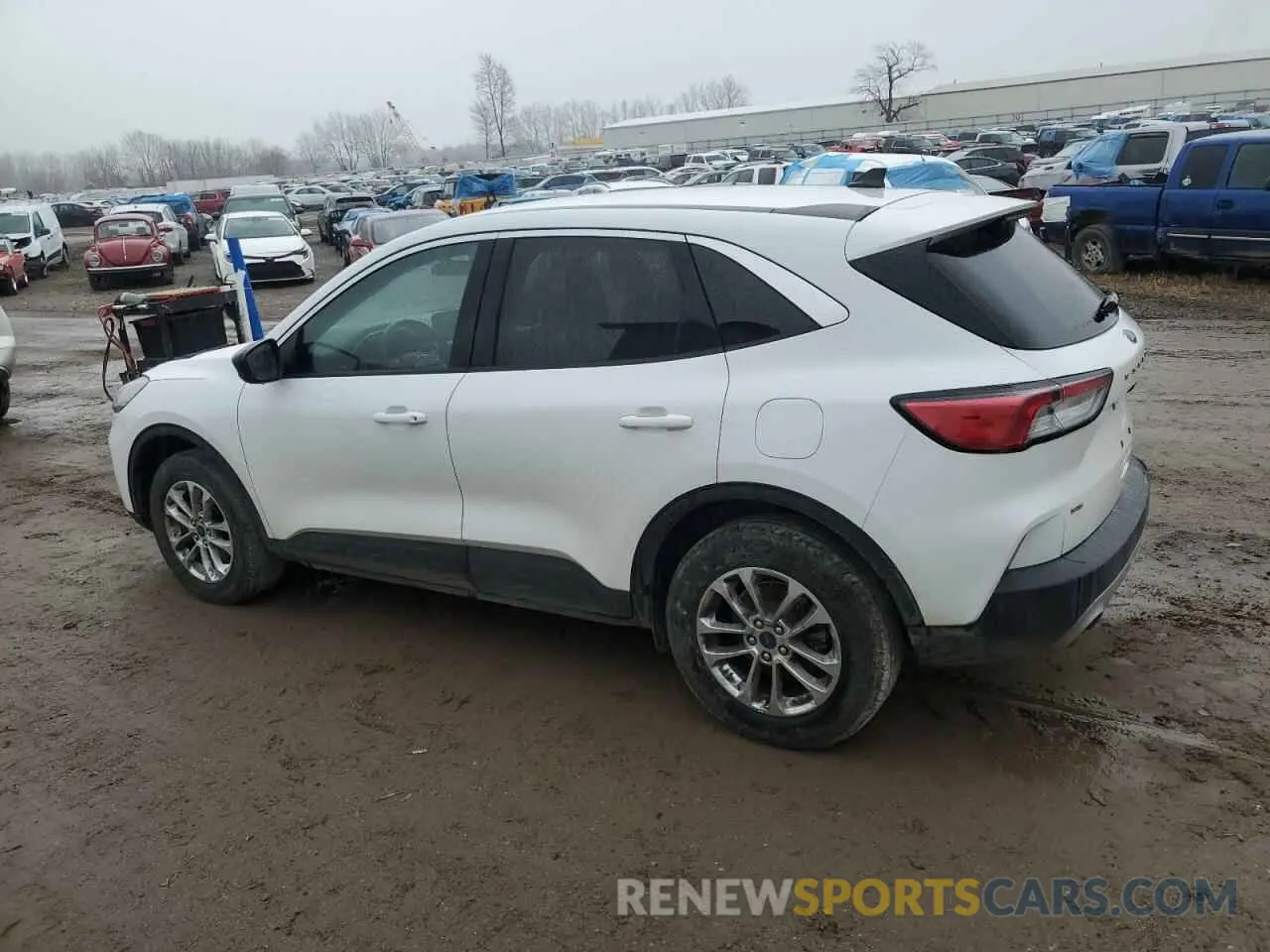 2 fotografías del automóvil dañado 1FMCU9G64NUA44076 FORD ESCAPE 2022