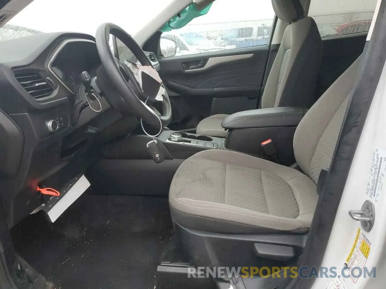 7 fotografías del automóvil dañado 1FMCU9G64NUA44076 FORD ESCAPE 2022