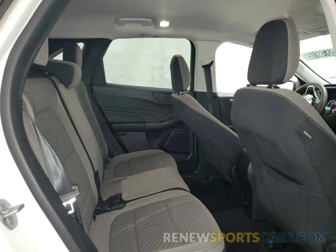11 fotografías del automóvil dañado 1FMCU9G64NUA61136 FORD ESCAPE 2022