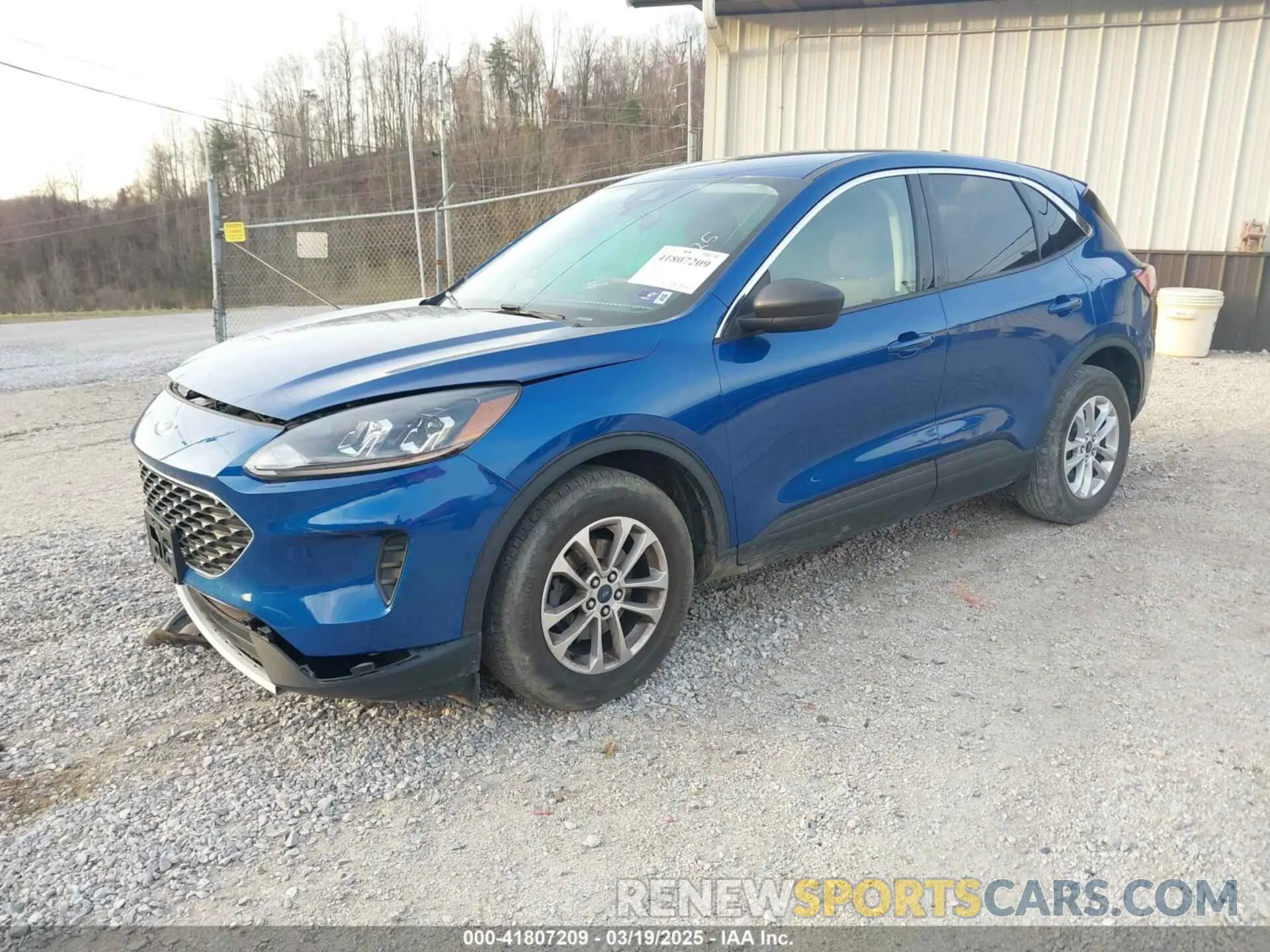 2 fotografías del automóvil dañado 1FMCU9G64NUA65087 FORD ESCAPE 2022