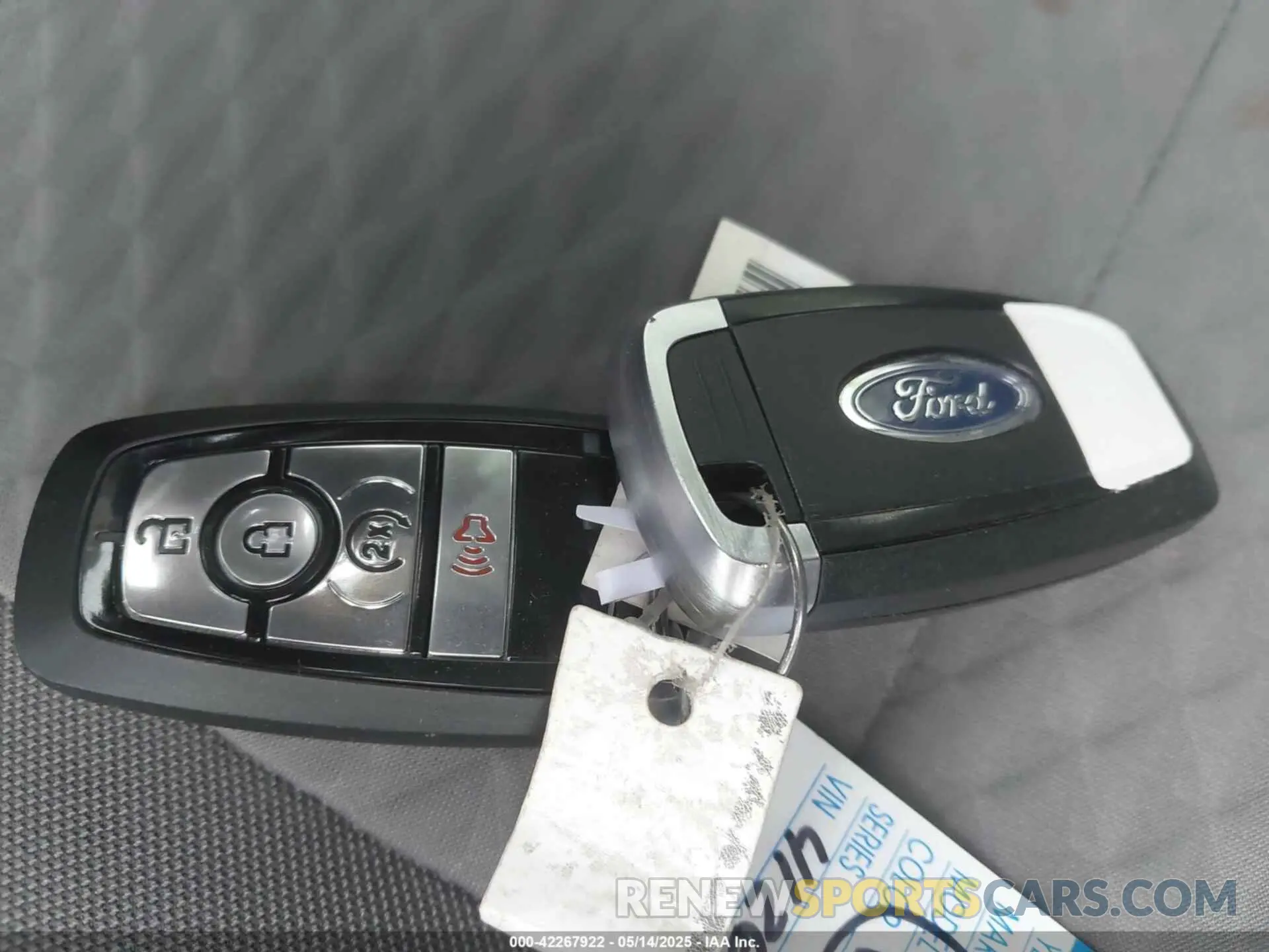 11 fotografías del automóvil dañado 1FMCU9G64NUB41262 FORD ESCAPE 2022