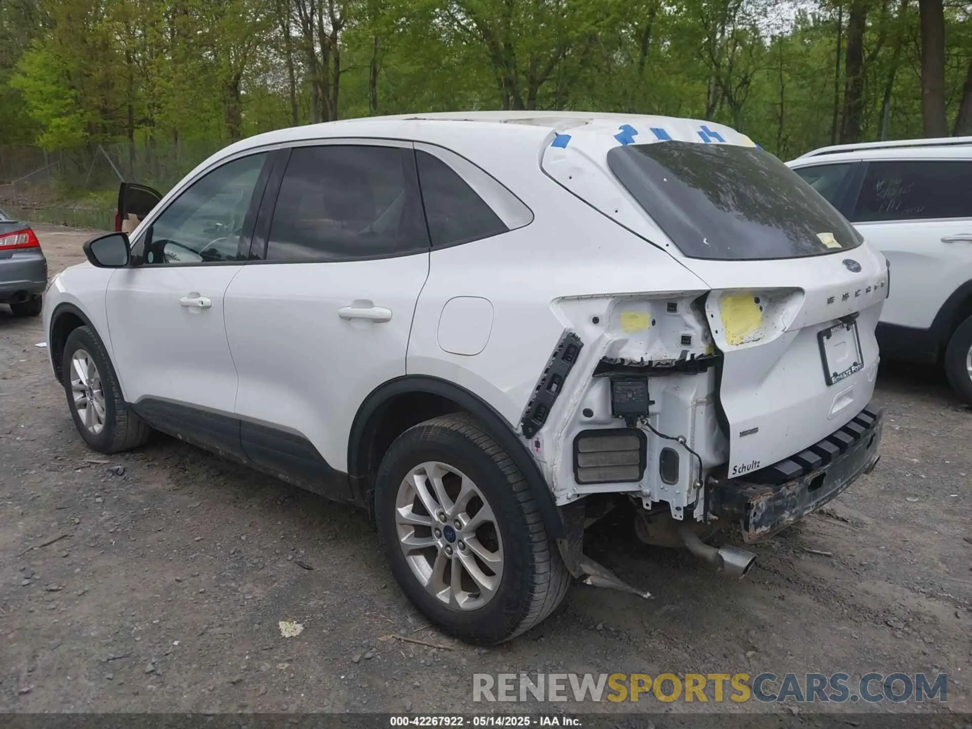 3 fotografías del automóvil dañado 1FMCU9G64NUB41262 FORD ESCAPE 2022