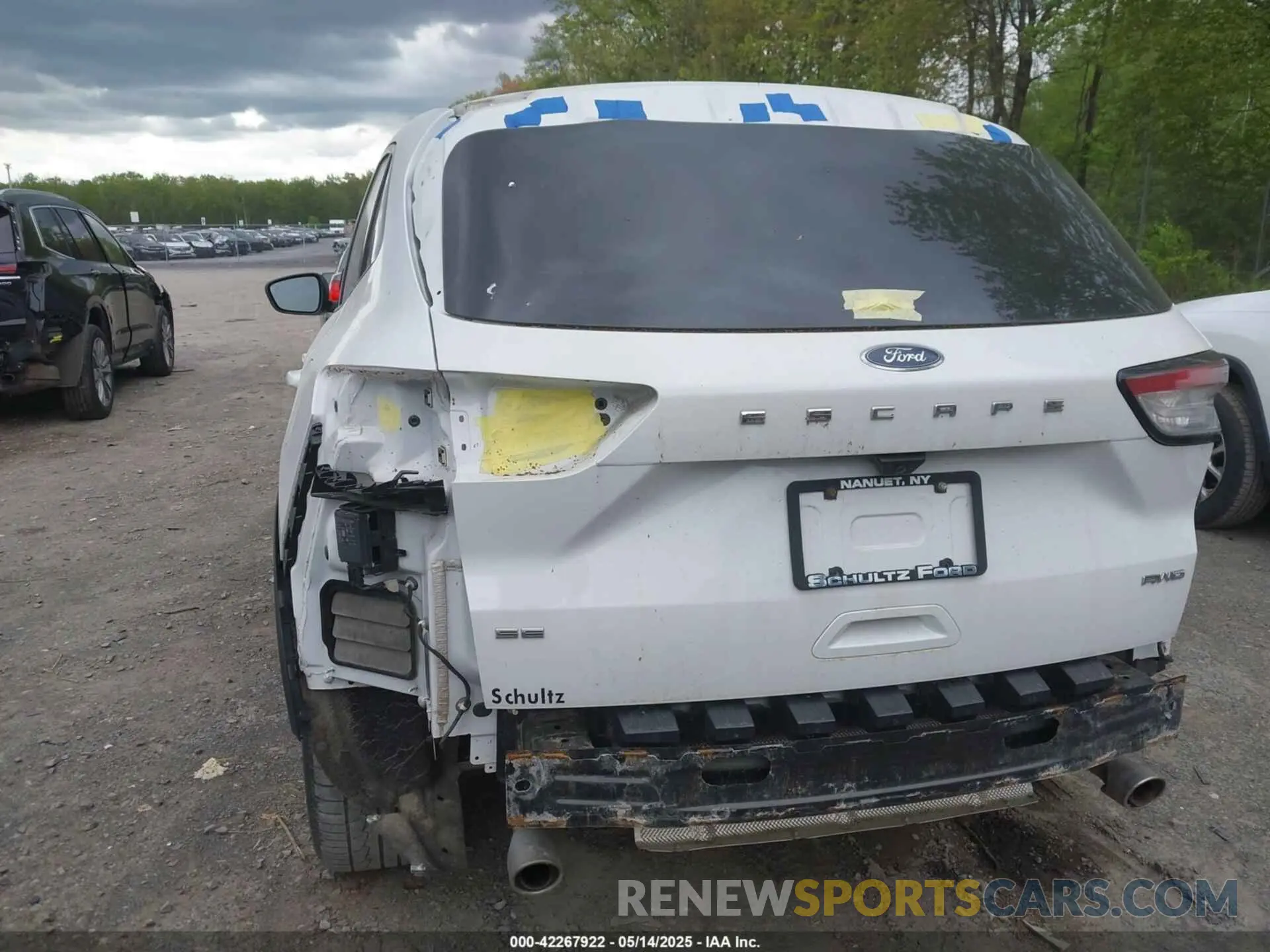6 fotografías del automóvil dañado 1FMCU9G64NUB41262 FORD ESCAPE 2022