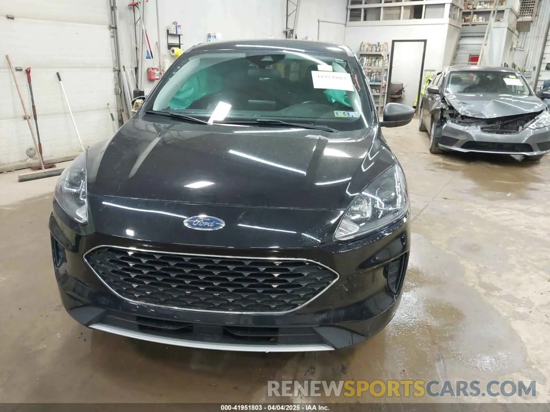 12 fotografías del automóvil dañado 1FMCU9G65NUA35547 FORD ESCAPE 2022