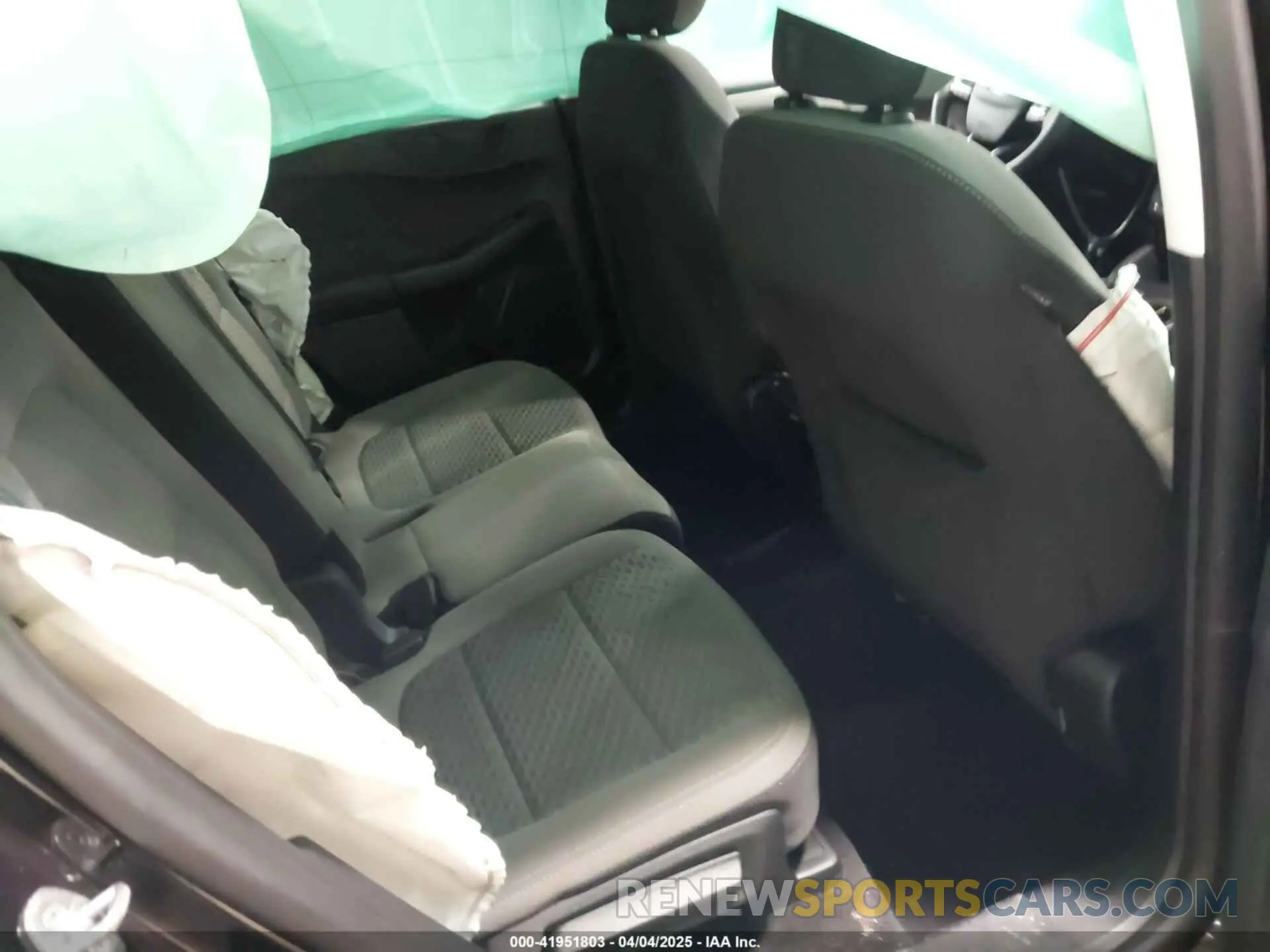 8 fotografías del automóvil dañado 1FMCU9G65NUA35547 FORD ESCAPE 2022