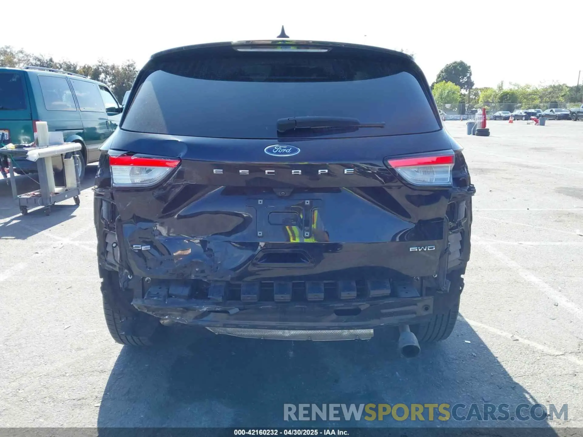 17 fotografías del automóvil dañado 1FMCU9G65NUA70007 FORD ESCAPE 2022