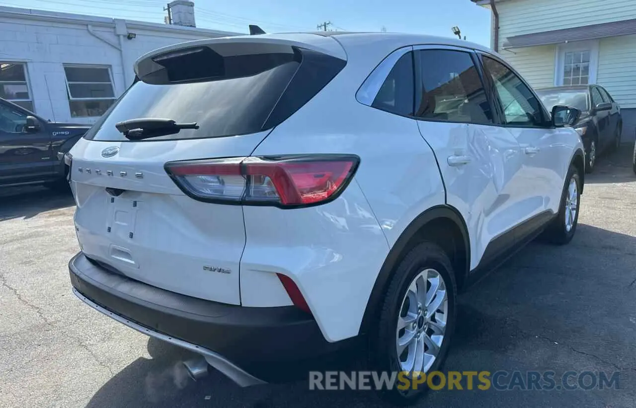 4 fotografías del automóvil dañado 1FMCU9G67NUA11993 FORD ESCAPE 2022