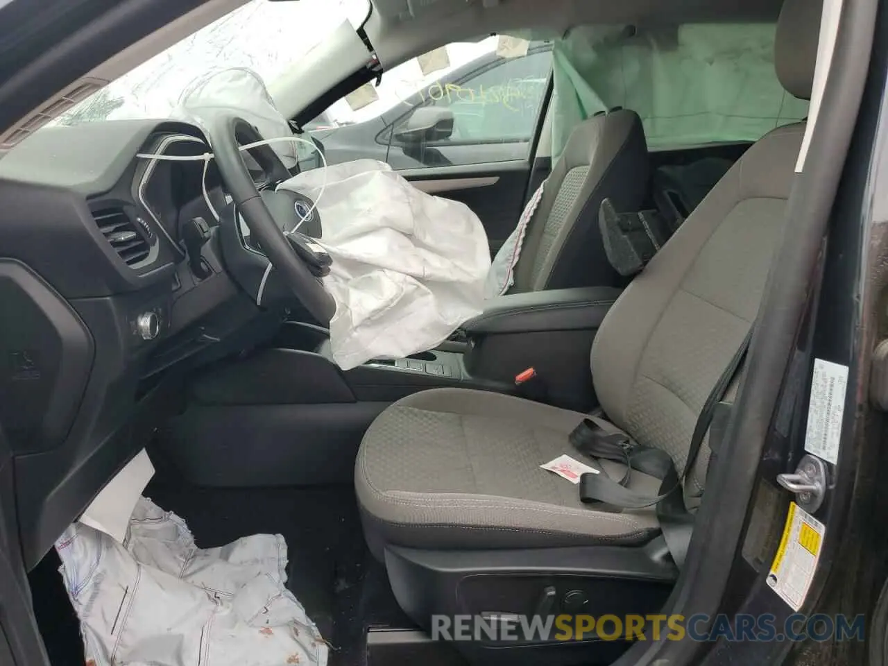7 fotografías del automóvil dañado 1FMCU9G67NUA17776 FORD ESCAPE 2022