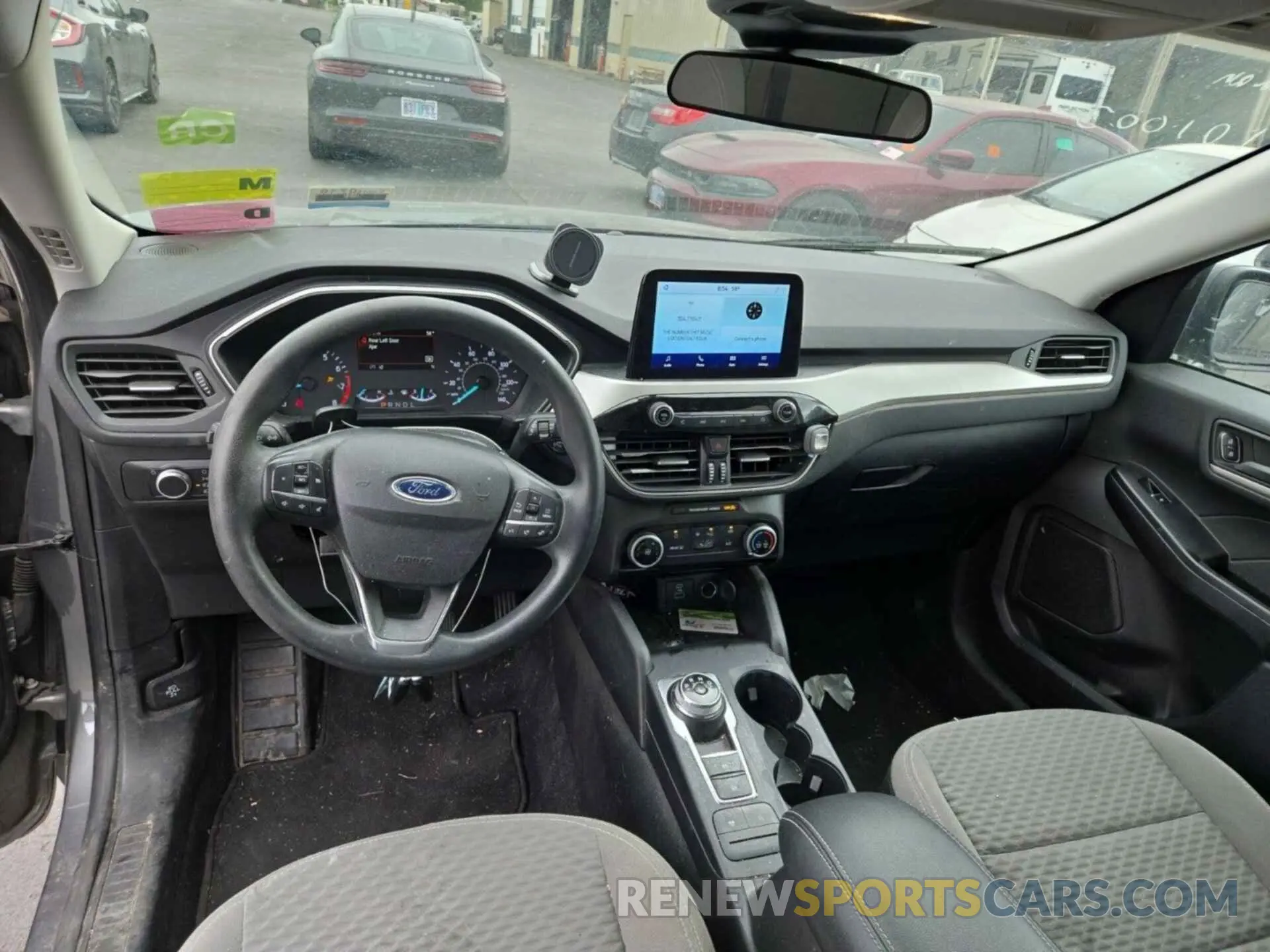 4 fotografías del automóvil dañado 1FMCU9G67NUA48820 FORD ESCAPE 2022