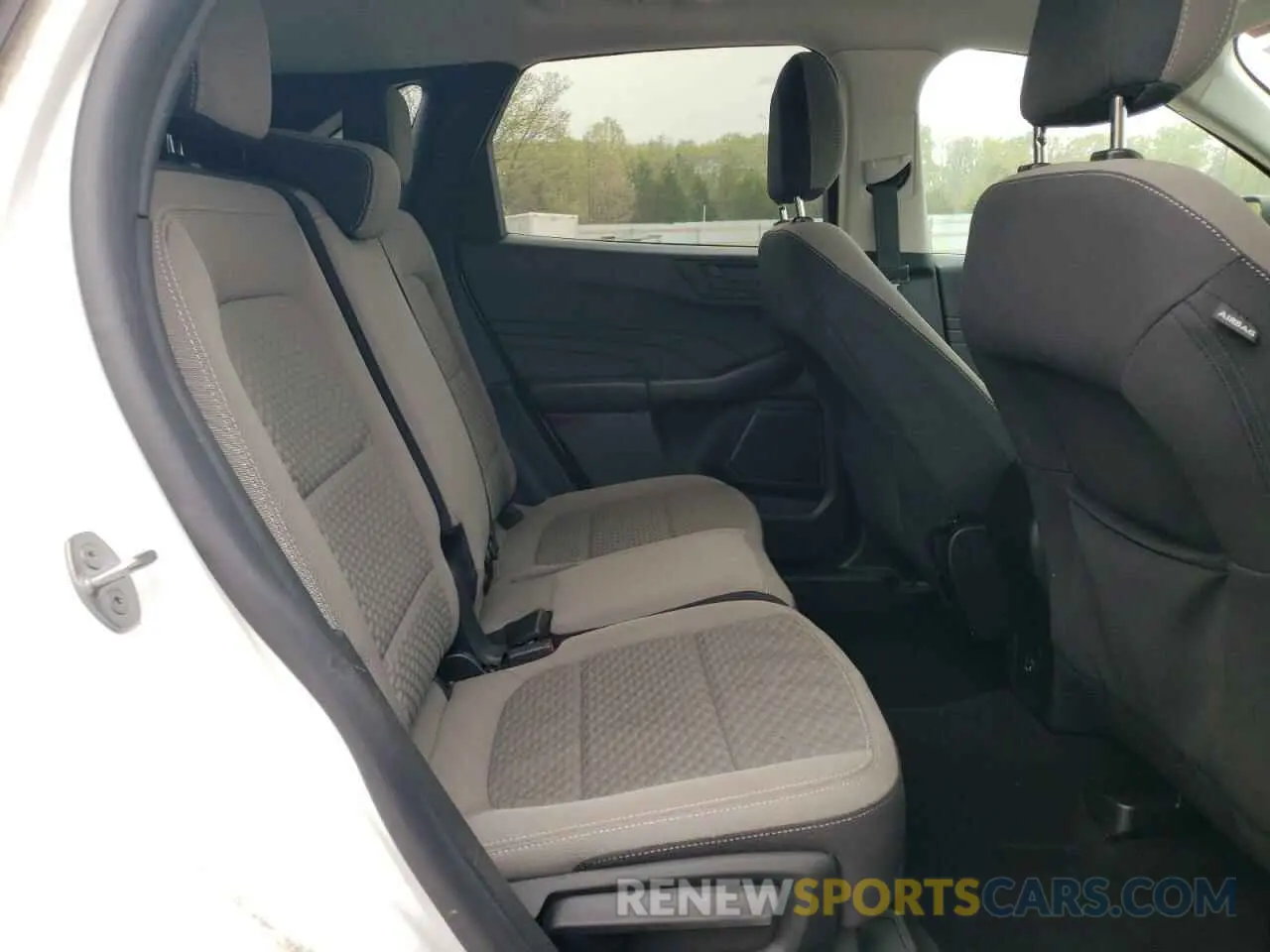11 fotografías del automóvil dañado 1FMCU9G67NUA60711 FORD ESCAPE 2022