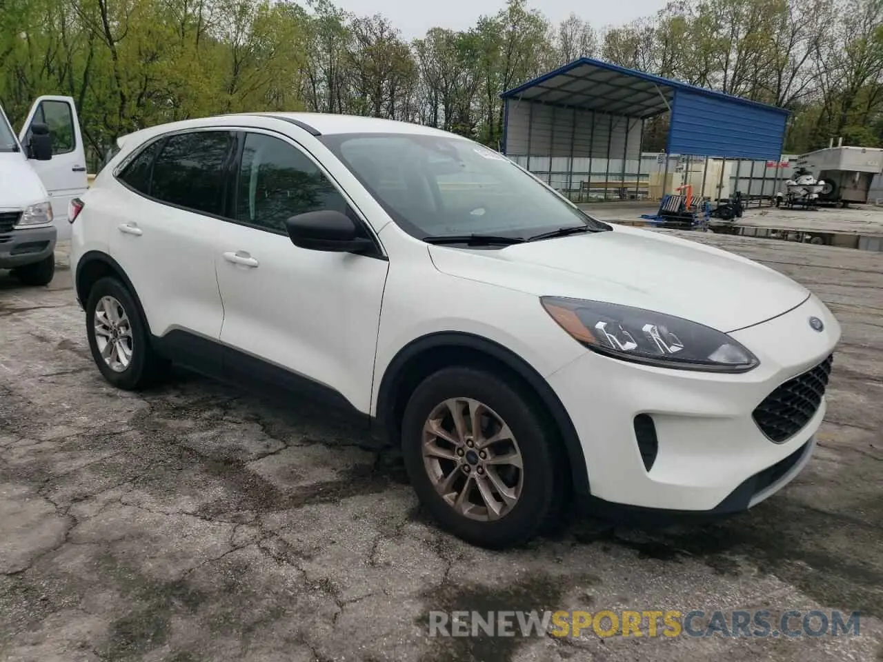 4 fotografías del automóvil dañado 1FMCU9G67NUA60711 FORD ESCAPE 2022