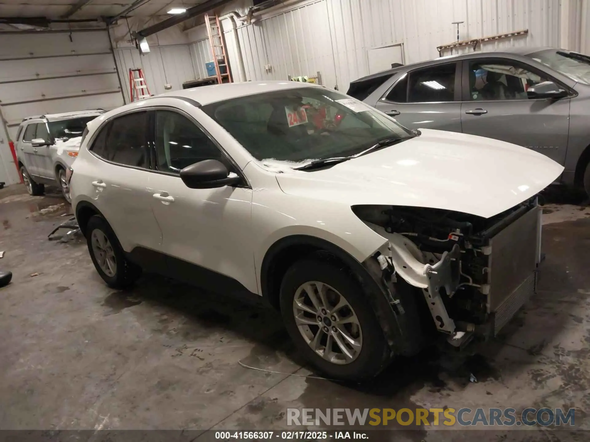 1 fotografías del automóvil dañado 1FMCU9G67NUA61017 FORD ESCAPE 2022