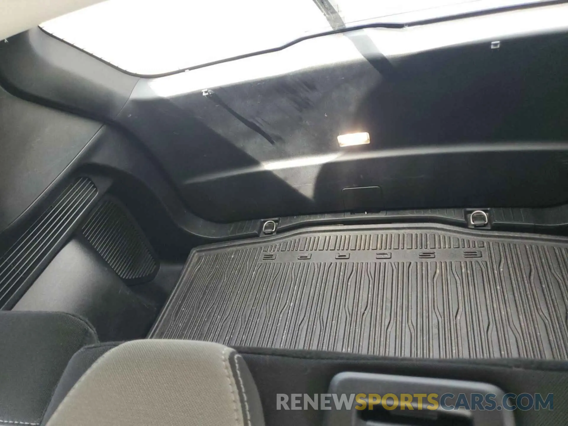 20 fotografías del automóvil dañado 1FMCU9G67NUB33074 FORD ESCAPE 2022