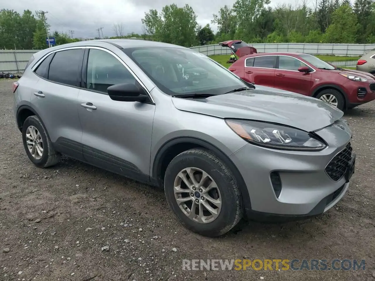 4 fotografías del automóvil dañado 1FMCU9G67NUC02278 FORD ESCAPE 2022