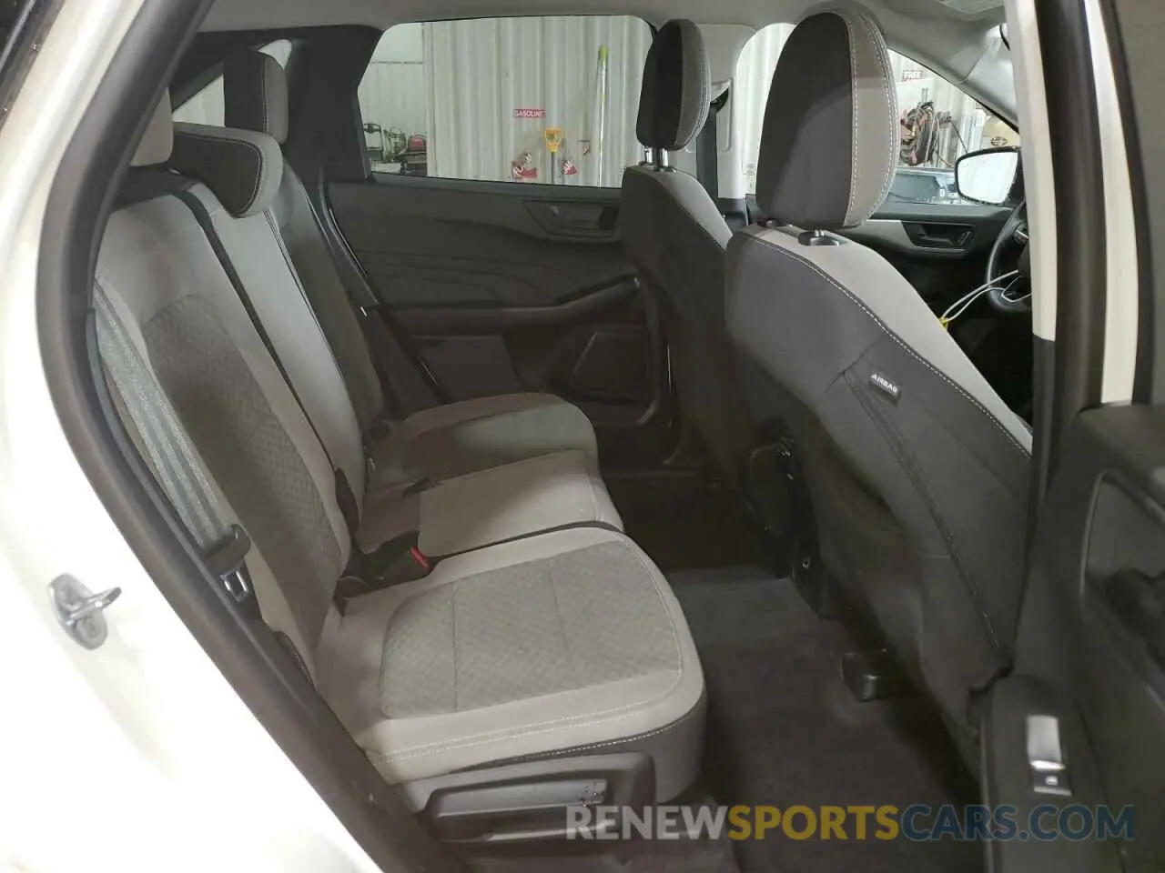 11 fotografías del automóvil dañado 1FMCU9G68NUB81649 FORD ESCAPE 2022