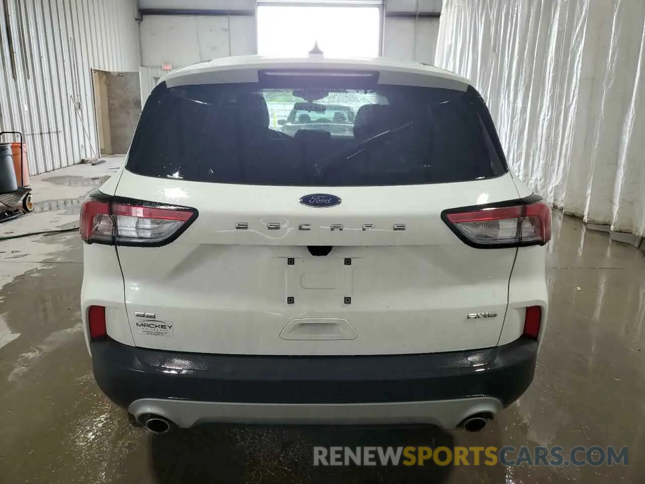 6 fotografías del automóvil dañado 1FMCU9G68NUB81649 FORD ESCAPE 2022