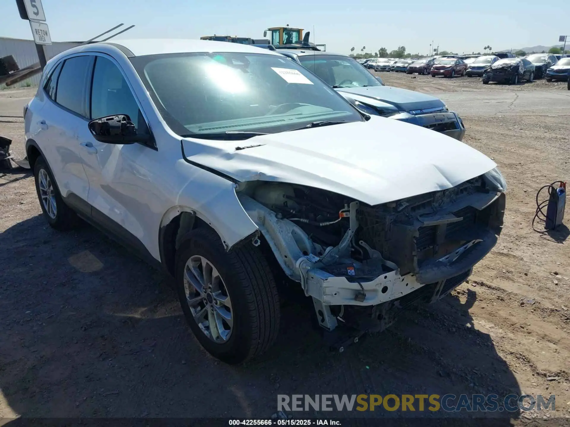 1 fotografías del automóvil dañado 1FMCU9G69NUA60967 FORD ESCAPE 2022