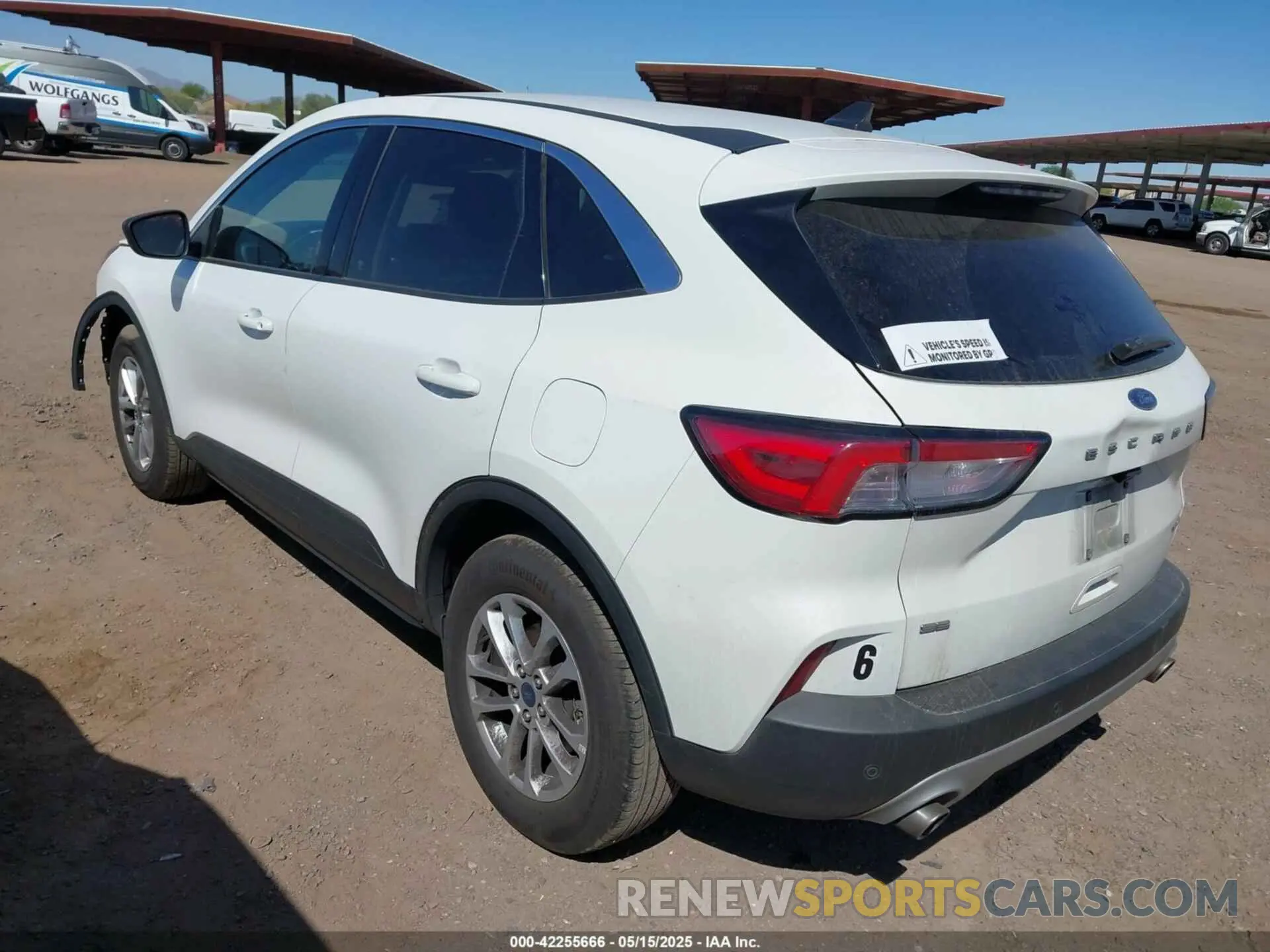 3 fotografías del automóvil dañado 1FMCU9G69NUA60967 FORD ESCAPE 2022