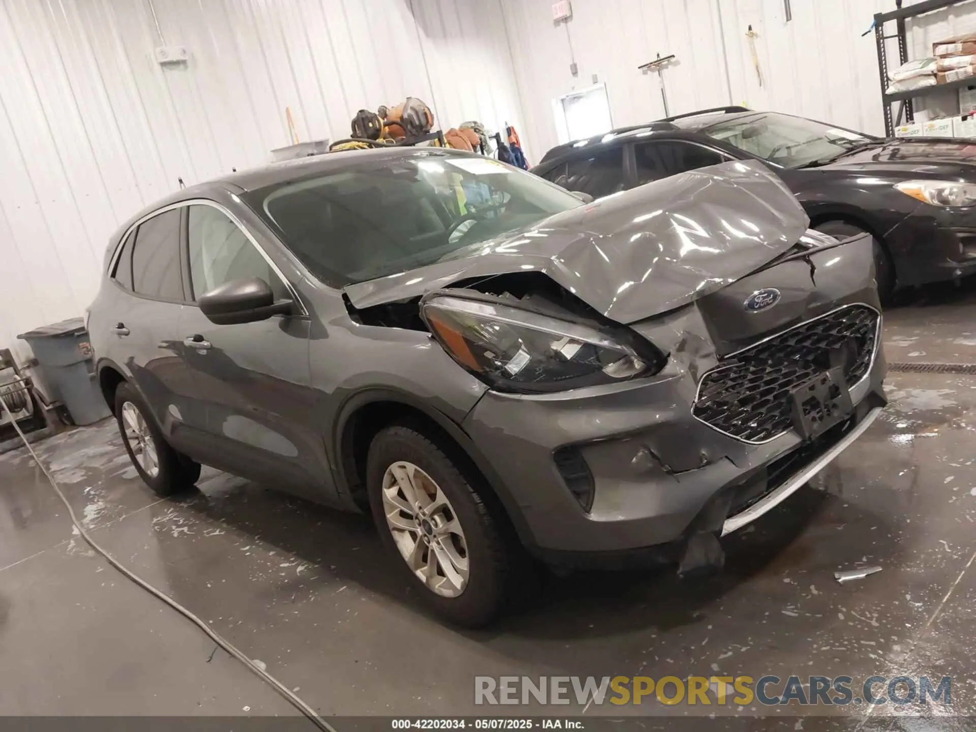 13 fotografías del automóvil dañado 1FMCU9G69NUA92477 FORD ESCAPE 2022