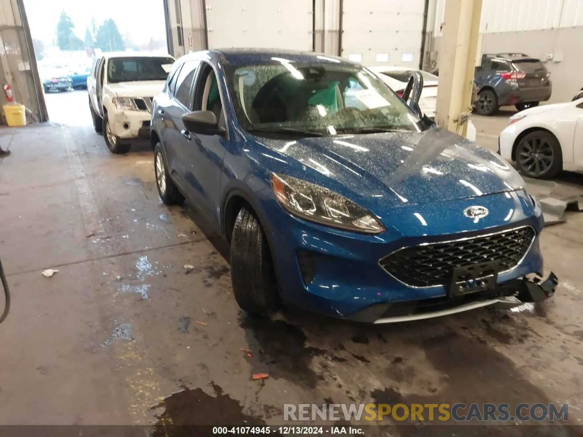 1 fotografías del automóvil dañado 1FMCU9G69NUB98928 FORD ESCAPE 2022
