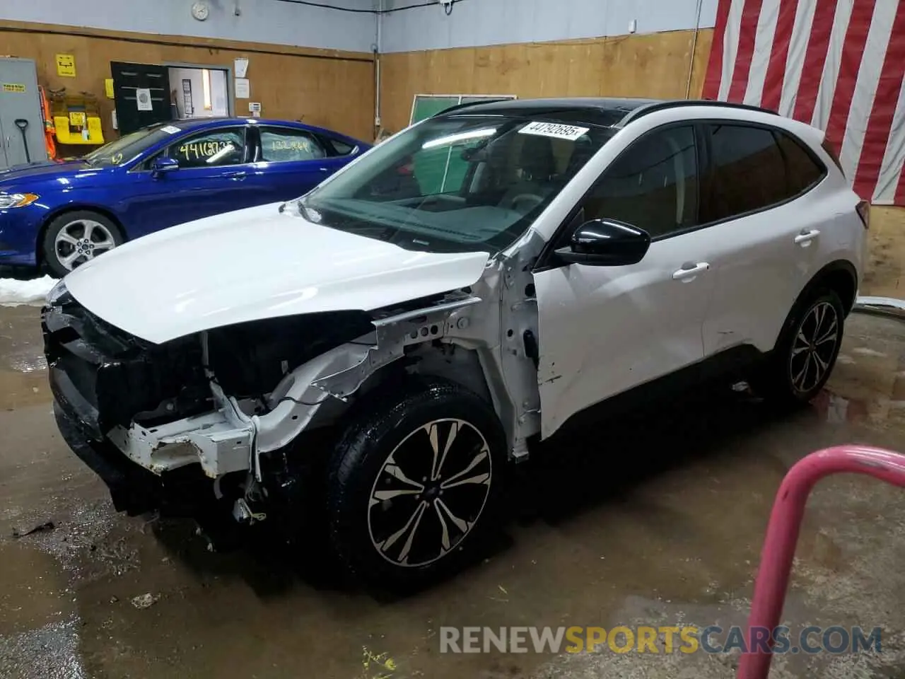 1 fotografías del automóvil dañado 1FMCU9G6XNUA43417 FORD ESCAPE 2022