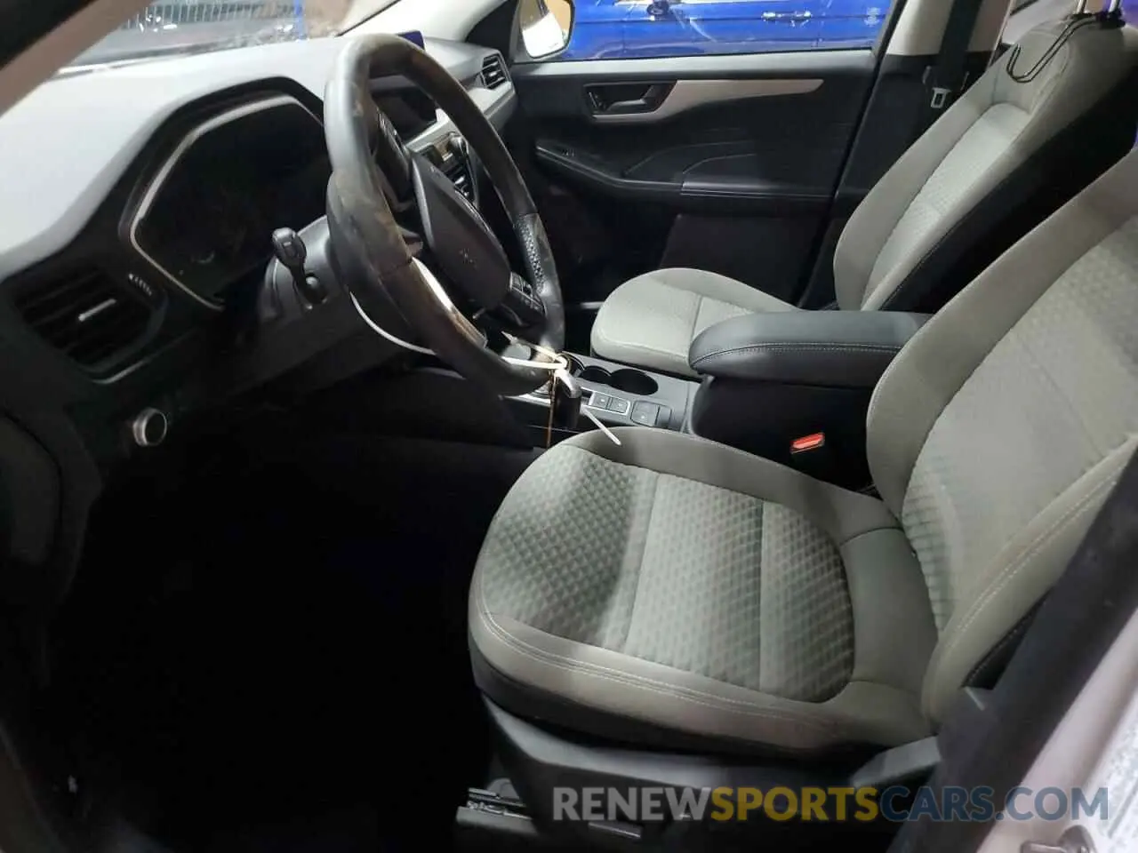 7 fotografías del automóvil dañado 1FMCU9G6XNUA43417 FORD ESCAPE 2022
