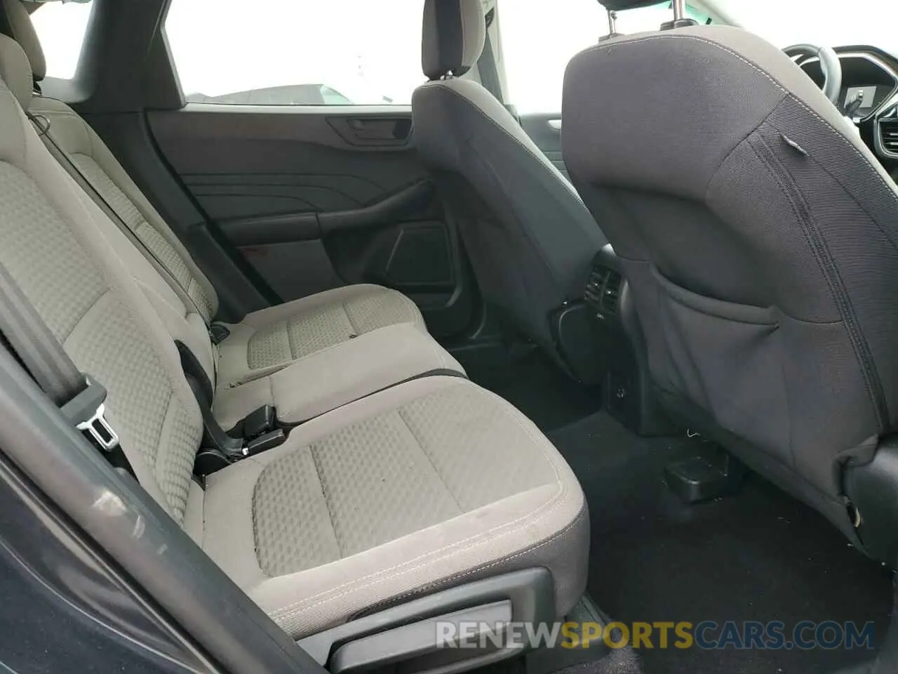 11 fotografías del automóvil dañado 1FMCU9G6XNUA45460 FORD ESCAPE 2022