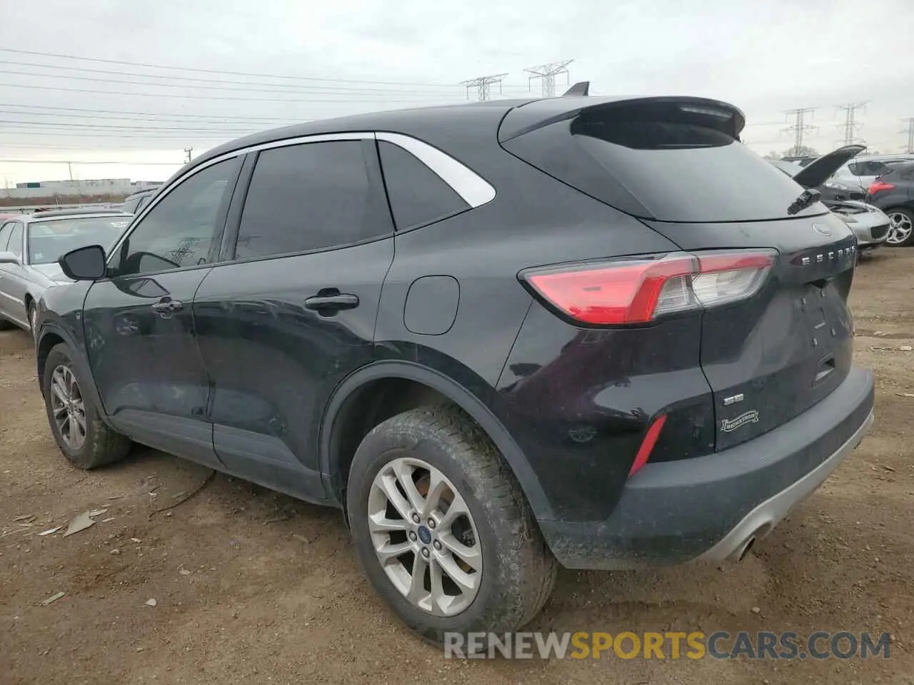 2 fotografías del automóvil dañado 1FMCU9G6XNUB10825 FORD ESCAPE 2022