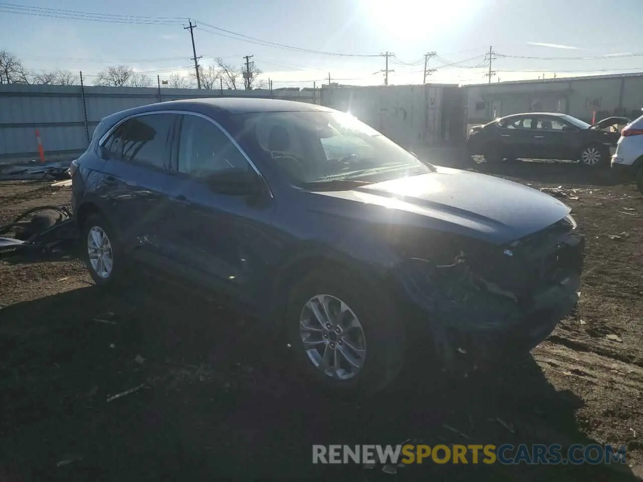 4 fotografías del automóvil dañado 1FMCU9G6XNUB29553 FORD ESCAPE 2022