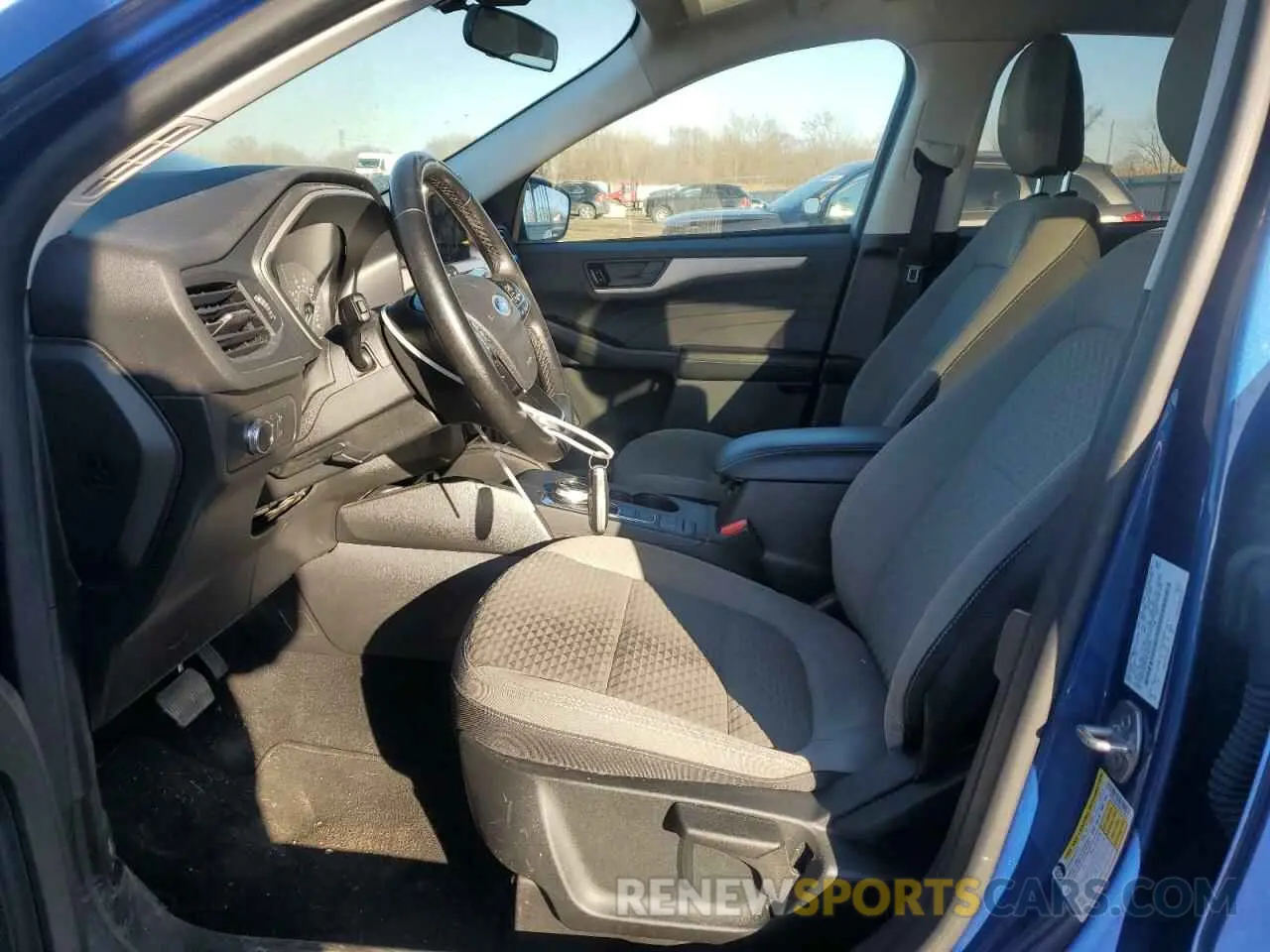 7 fotografías del automóvil dañado 1FMCU9G6XNUB29553 FORD ESCAPE 2022