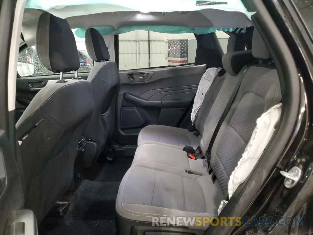 12 fotografías del automóvil dañado 1FMCU9G6XNUB71091 FORD ESCAPE 2022