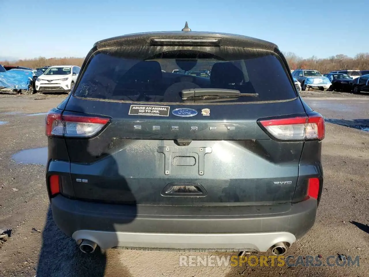6 fotografías del automóvil dañado 1FMCU9G6XNUB90305 FORD ESCAPE 2022