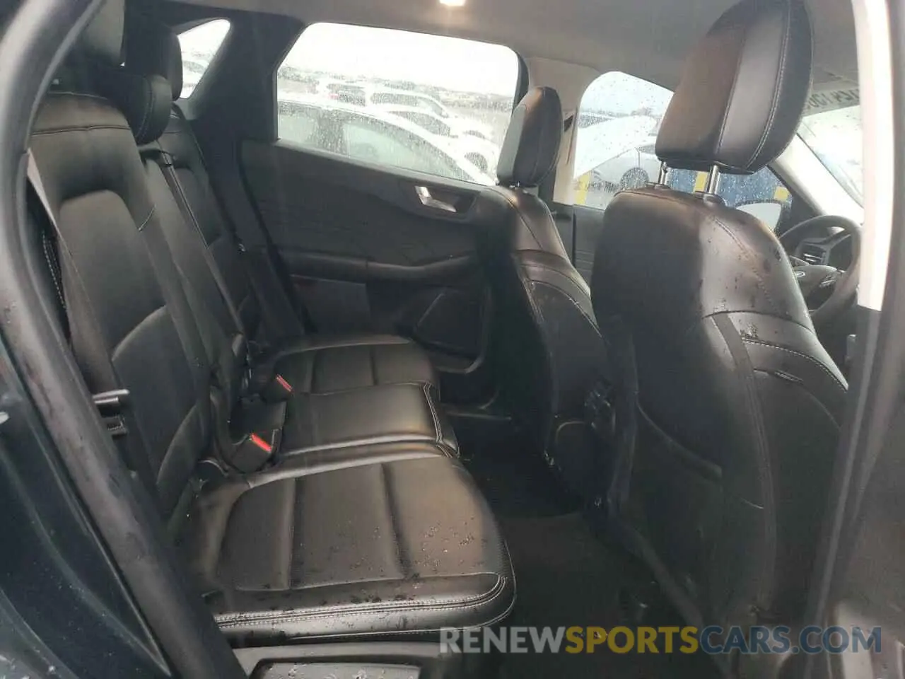 11 fotografías del automóvil dañado 1FMCU9H62NUB78440 FORD ESCAPE 2022