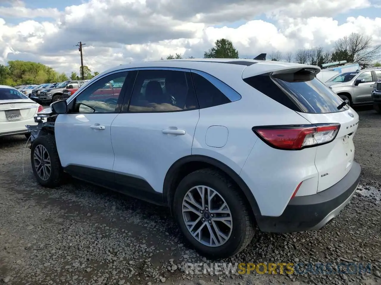 2 fotografías del automóvil dañado 1FMCU9H63NUA72708 FORD ESCAPE 2022