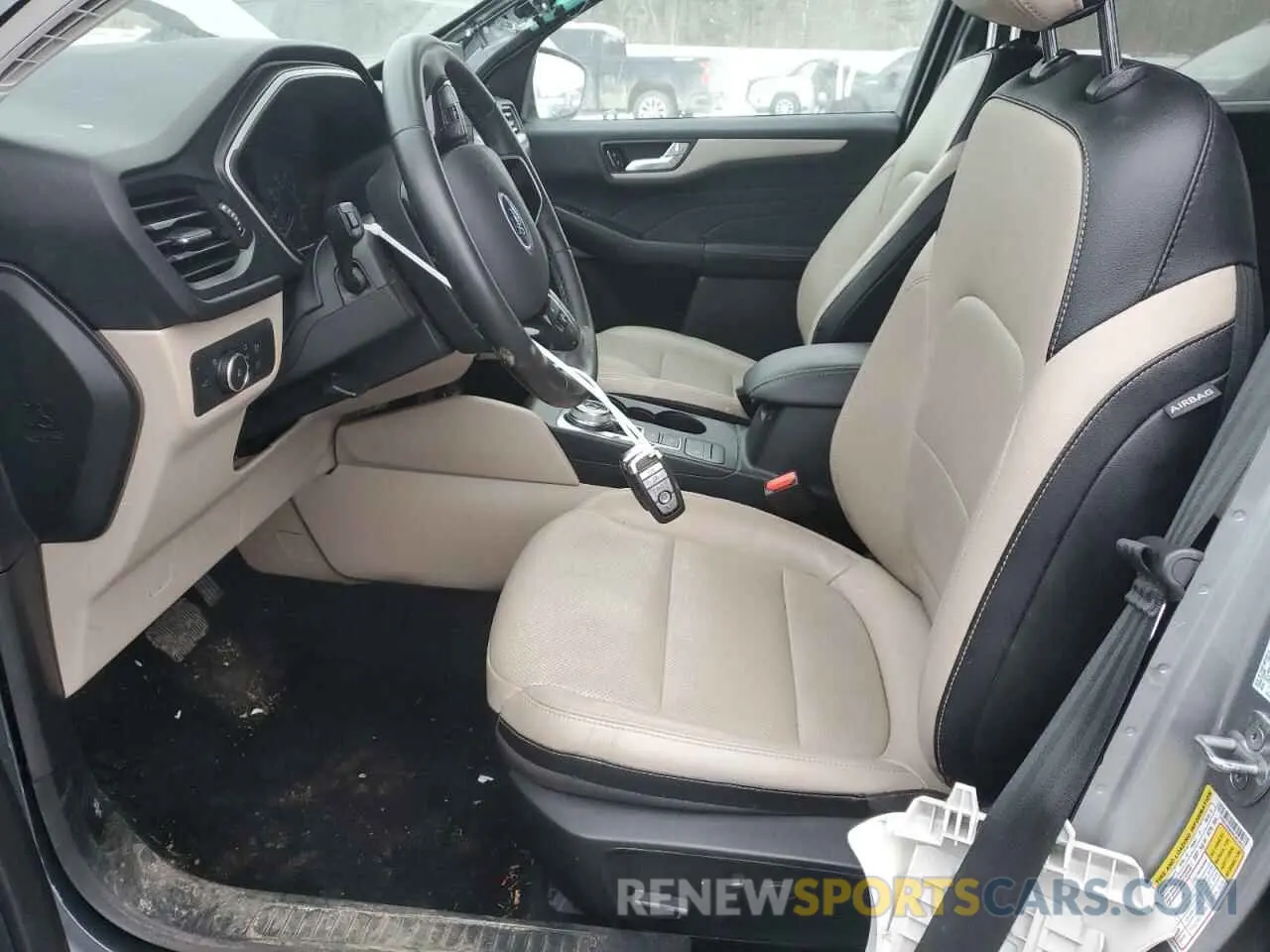7 fotografías del automóvil dañado 1FMCU9H64NUB59422 FORD ESCAPE 2022