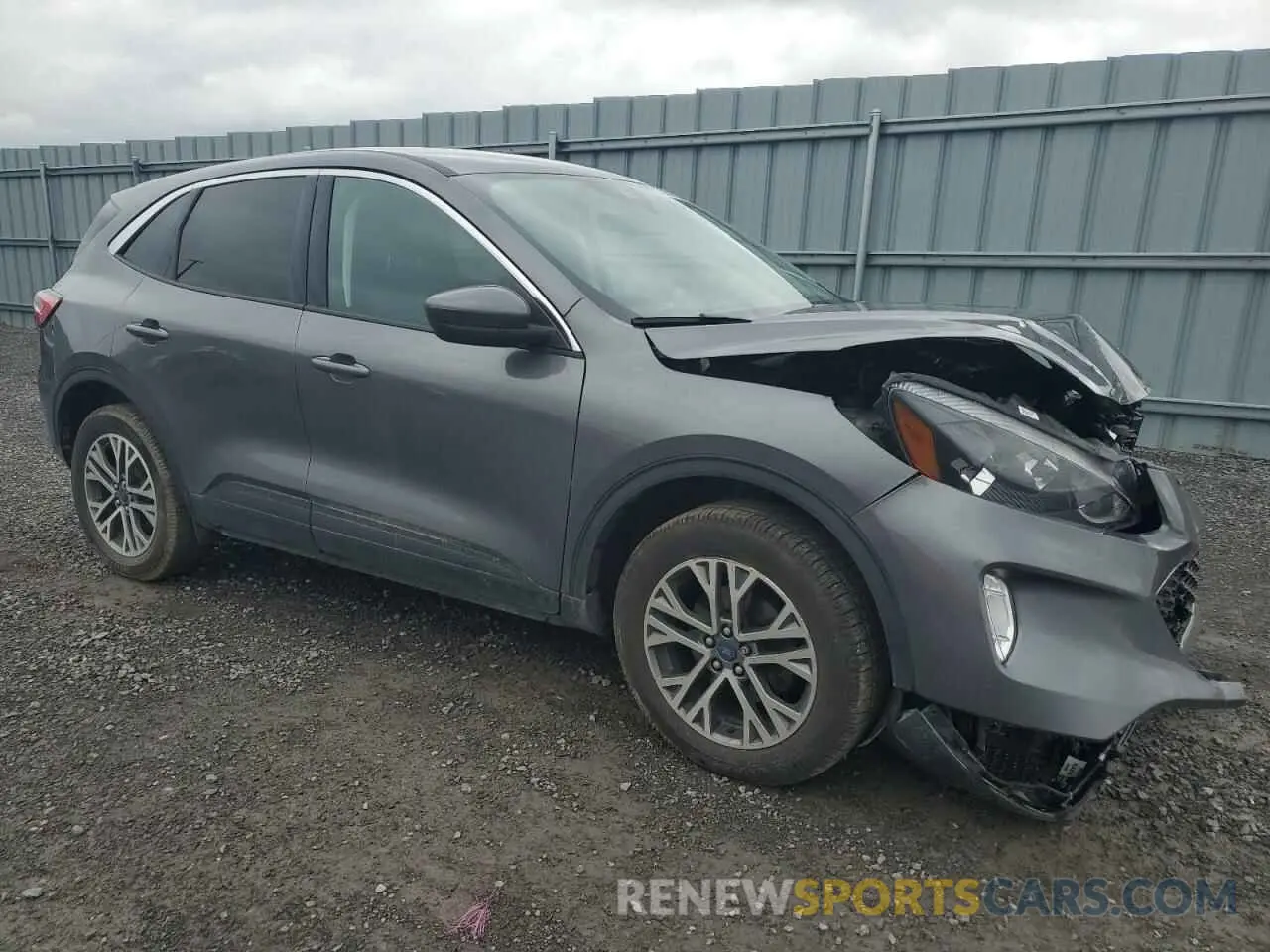 4 fotografías del automóvil dañado 1FMCU9H66NUB20847 FORD ESCAPE 2022