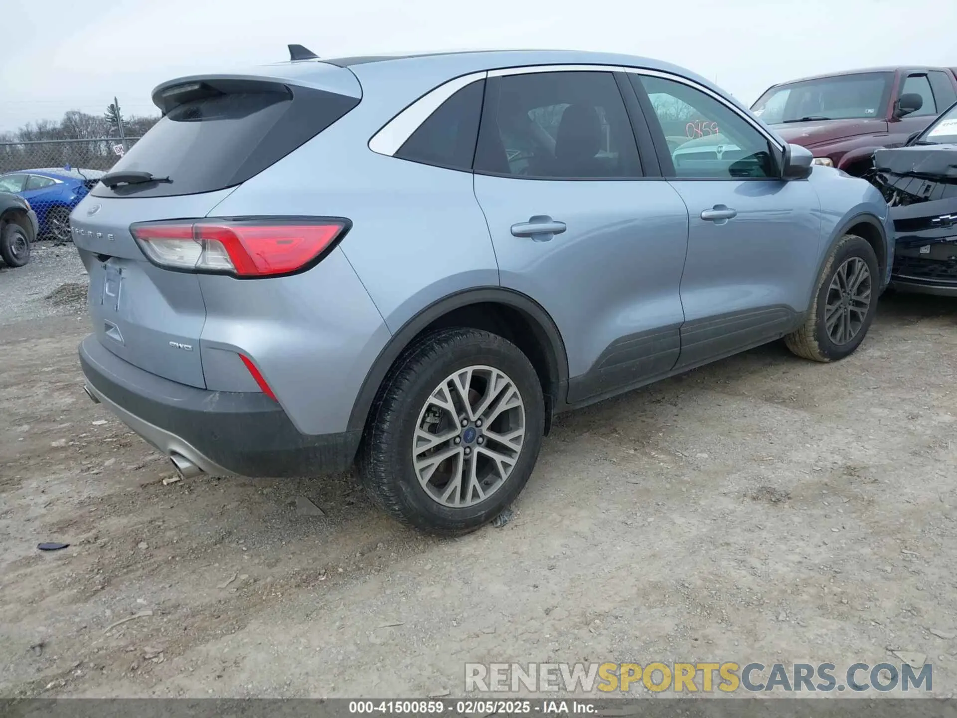 4 fotografías del automóvil dañado 1FMCU9H69NUA98519 FORD ESCAPE 2022