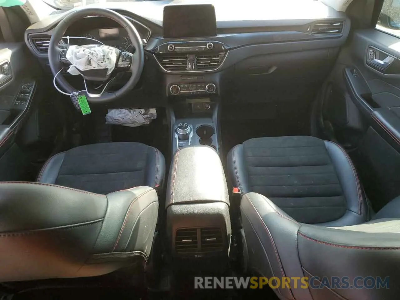 8 fotografías del automóvil dañado 1FMCU9H91NUA26143 FORD ESCAPE 2022
